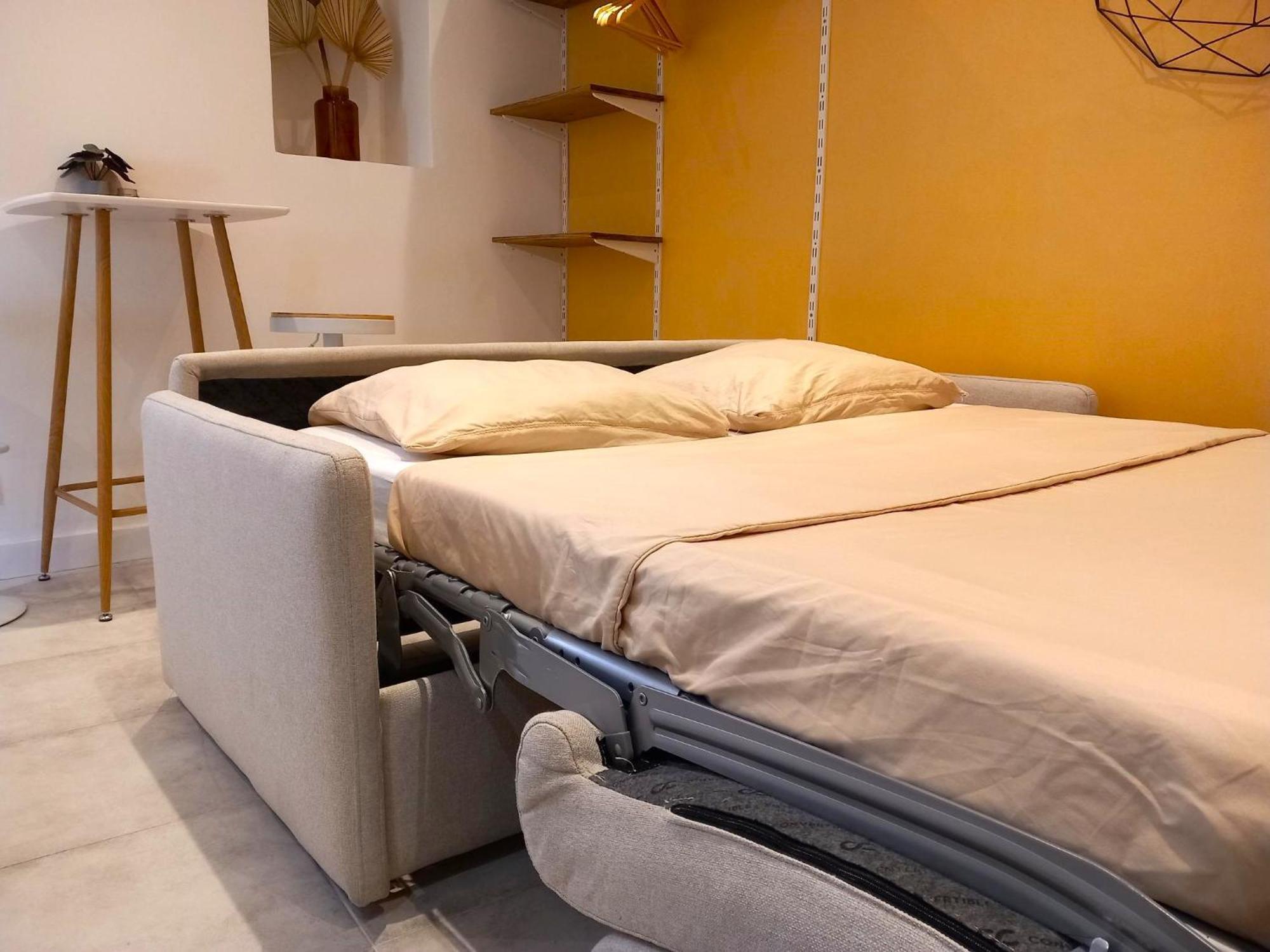 #1 Studio # Place Charmante Тулон Экстерьер фото